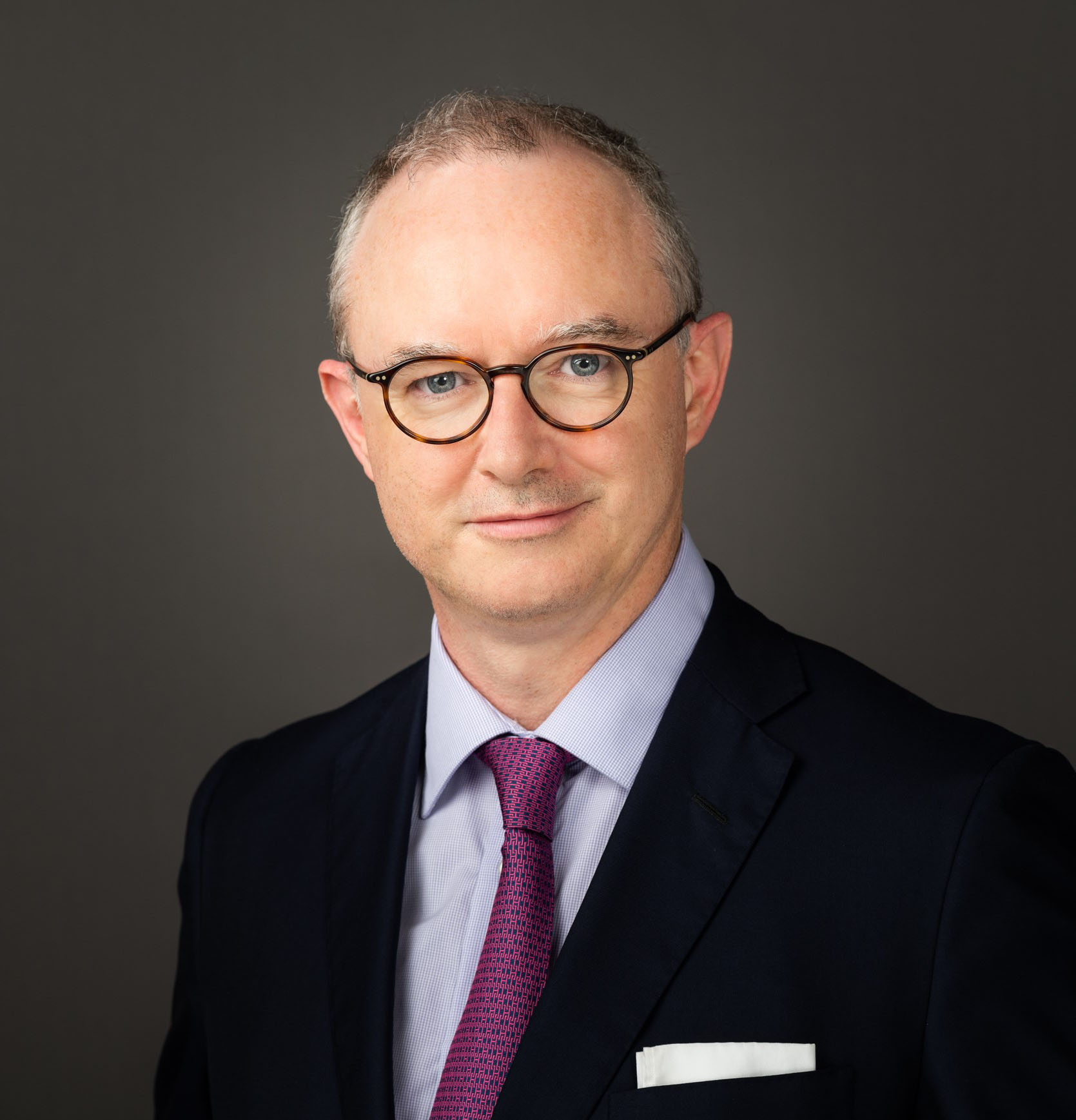 Dr. Peter_Campbell